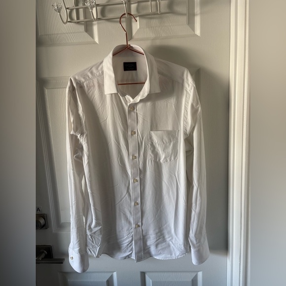 UNTUCKit "Gironde" style white button-down shirt Size M - Picture 2 of 5